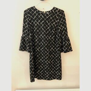 Calvin Klein Womens Black & White Bell Sleeve Dress Size 8 Polyester/Rayon/Spand